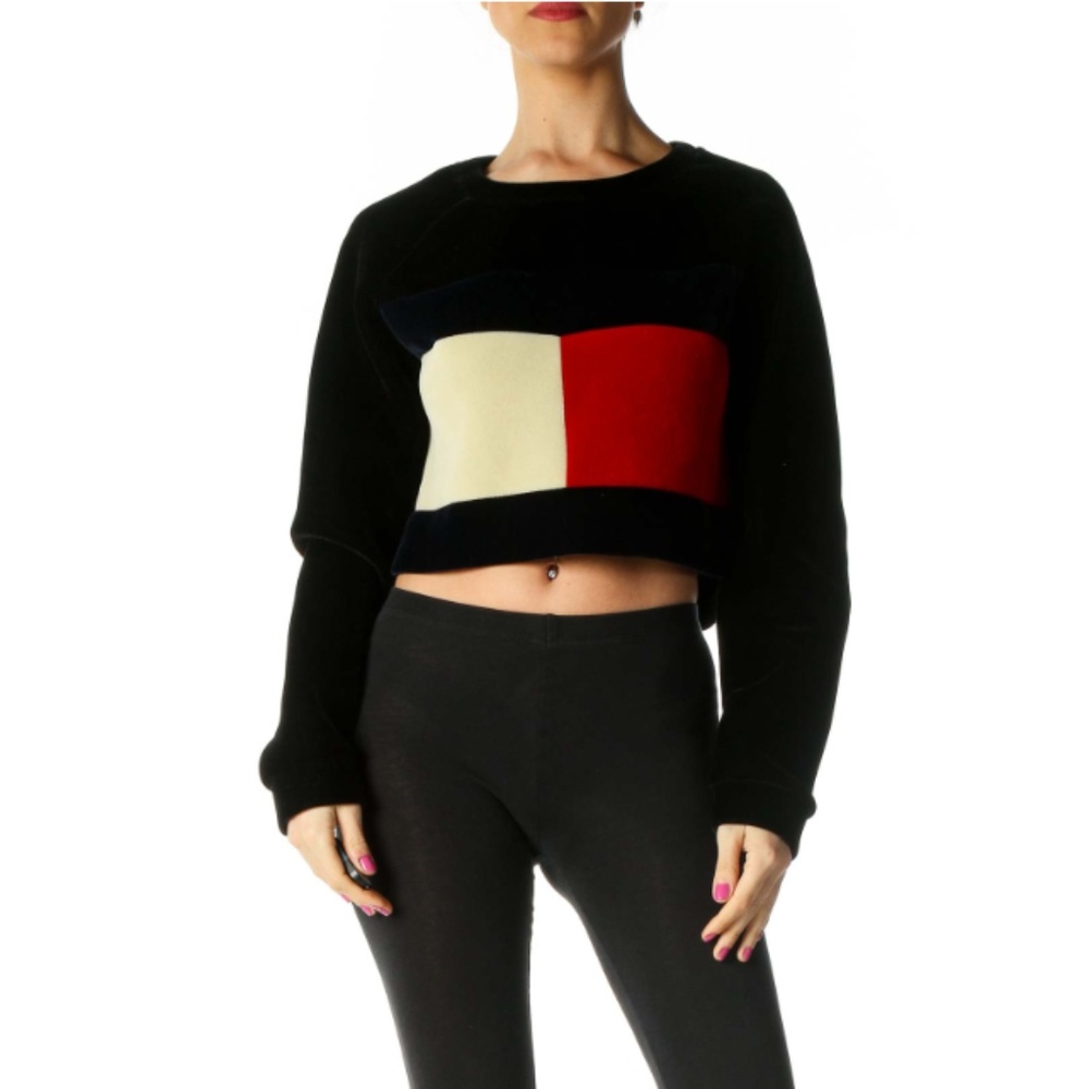 Tommy Hilfiger Velvet Flag Cropped Sweatshirt - Picture 2 of 7